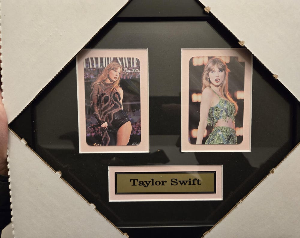 Taylor Swift 2 Card Collector Frame