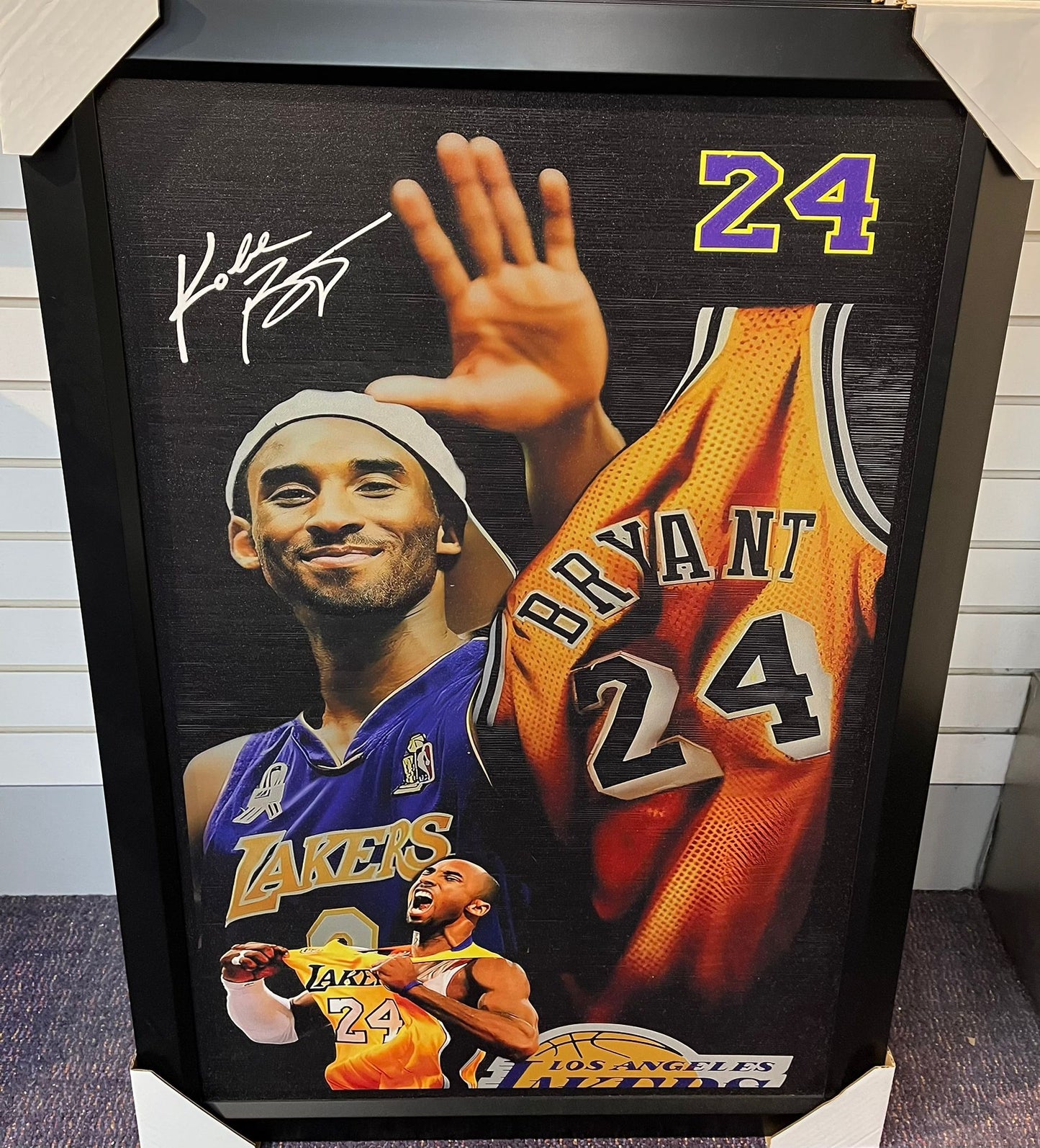 26x38 Los Angeles Lakers Kobe Bryant Facsimilie Auto Textured Fine Art Print