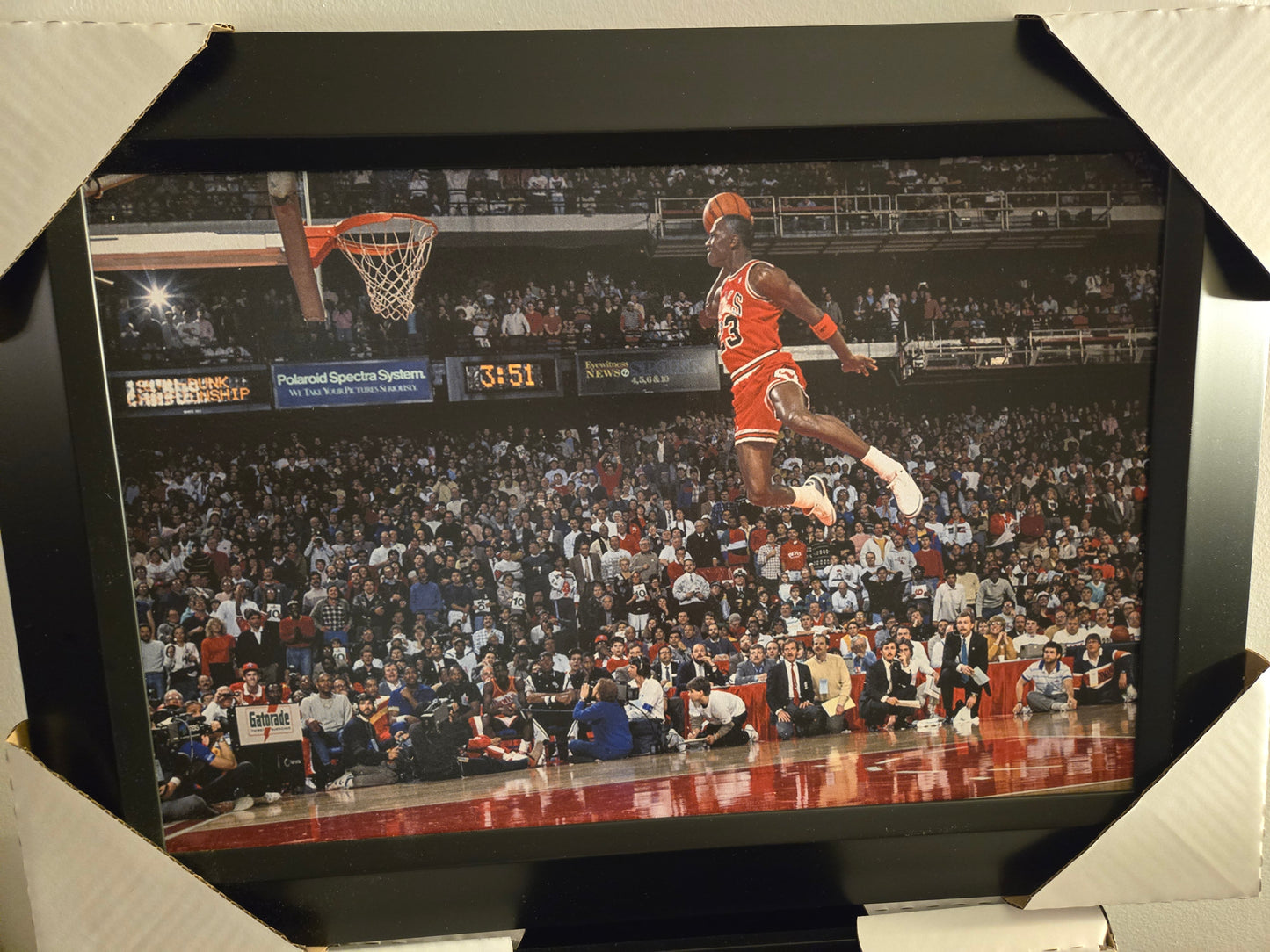 21x16 Basketball Bulls Michael Jordan Textured Fine Art Print