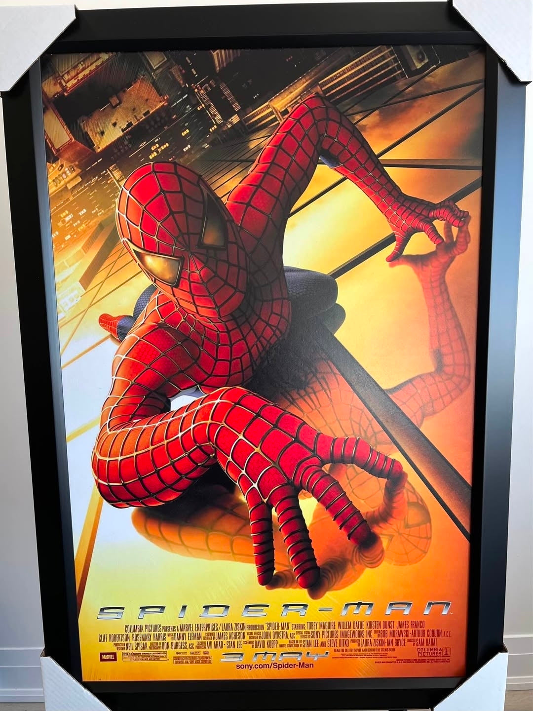 21x16 Movie Spider-Man Textured Fine Art Print