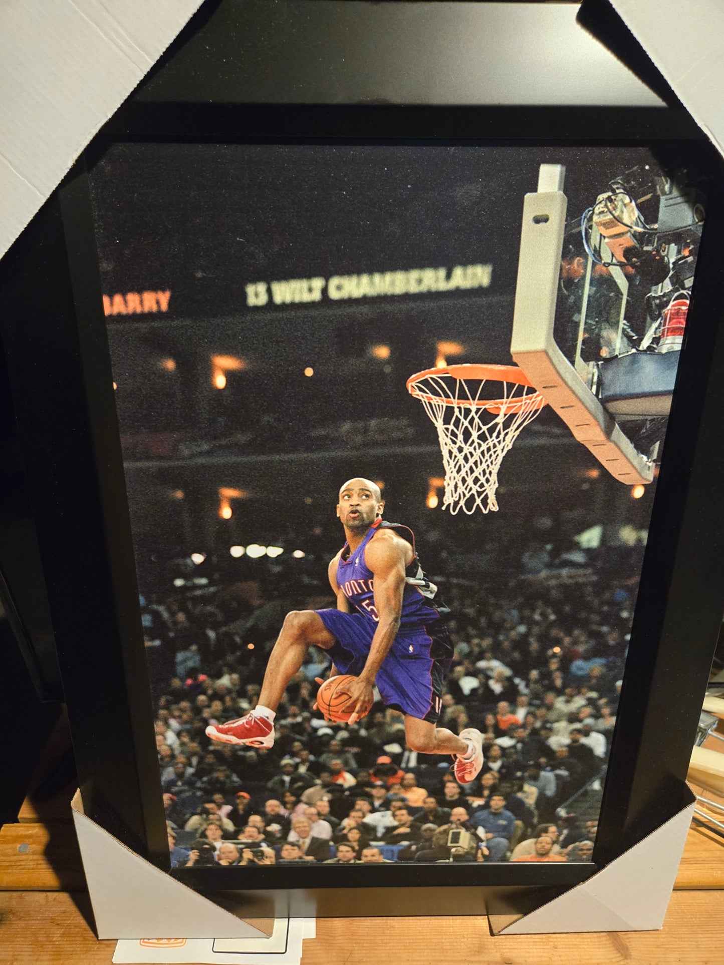21x16 NBA Toronto Raptors Vince Carter Textured Fine Art Print