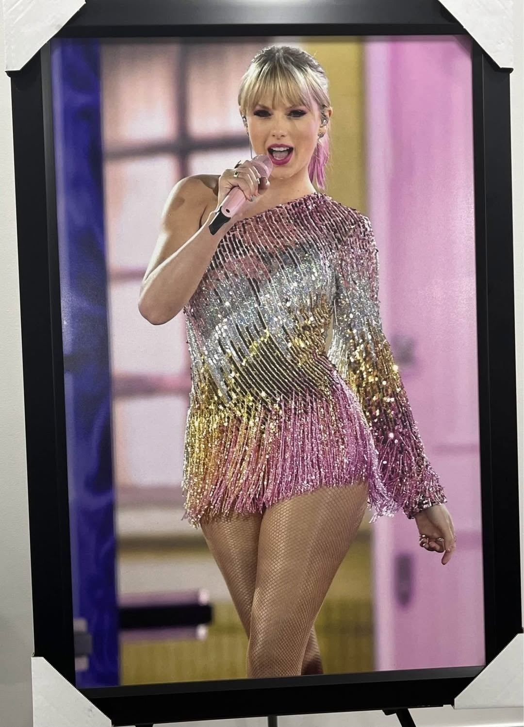 21x16 Taylor Swift Textured Fine Art Print Frame