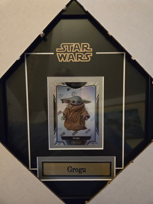 Star Wars Grogu Baby Yoda Single card collector frame